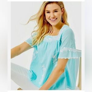 NWT Lilly Pulitzer XS Tamryn Top Blue Ibiza $128 Embroidered